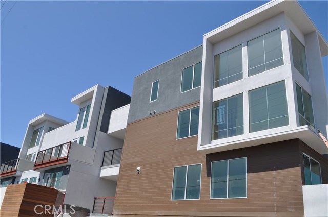 1920 Pacific Coast Highway, Redondo Beach, California 90277, 2 Bedrooms Bedrooms, ,2 BathroomsBathrooms,Residential,Sold,Pacific Coast Highway,OC19010937