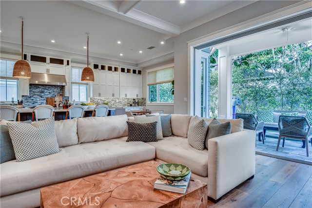 1904 Palm Avenue, Manhattan Beach, California 90266, 5 Bedrooms Bedrooms, ,5 BathroomsBathrooms,Residential,Sold,Palm,SB21124445