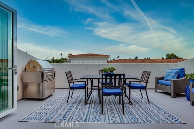 234 Guadalupe Avenue, Redondo Beach, California 90277, 3 Bedrooms Bedrooms, ,2 BathroomsBathrooms,Residential,Sold,Guadalupe,SB20150703