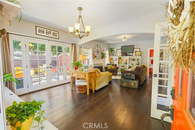 528 Garnet Street, Redondo Beach, California 90277, 4 Bedrooms Bedrooms, ,1 BathroomBathrooms,Residential,Sold,Garnet,PV19254861