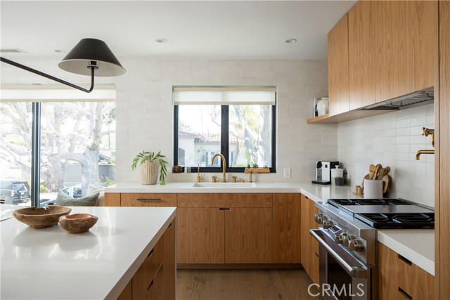 3528 Poinsettia Avenue, Manhattan Beach, California 90266, 3 Bedrooms Bedrooms, ,2 BathroomsBathrooms,Residential,Sold,Poinsettia,SB18281926