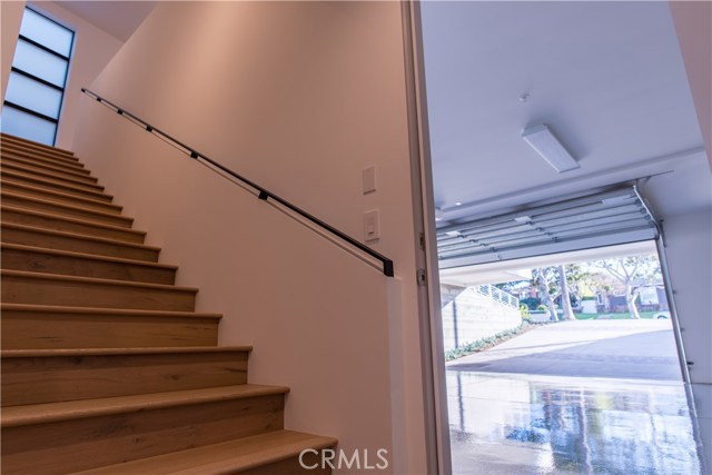 619 Knob Hill Avenue, Redondo Beach, California 90277, 5 Bedrooms Bedrooms, ,3 BathroomsBathrooms,Residential,Sold,Knob Hill,SB18022125