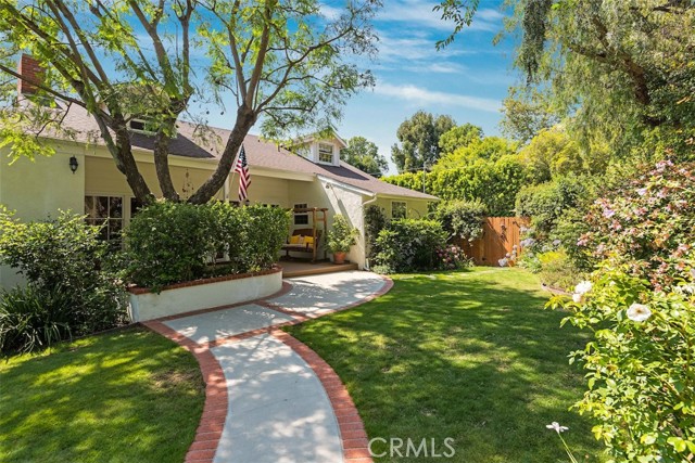 11 Dapplegray Lane, Rolling Hills Estates, California 90274, 3 Bedrooms Bedrooms, ,1 BathroomBathrooms,Residential,Sold,Dapplegray,PV21163306