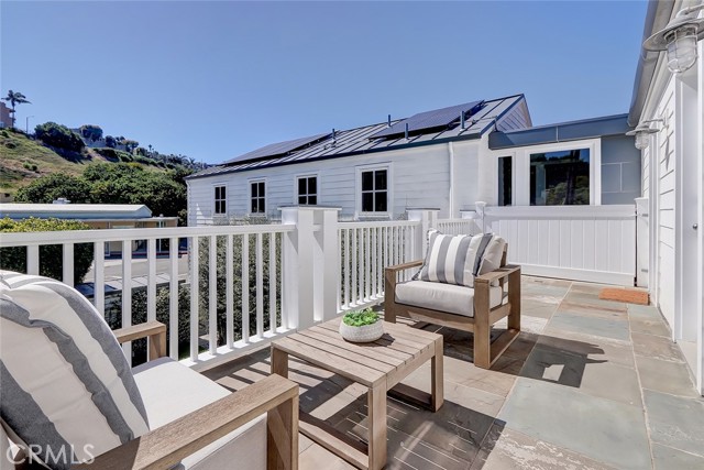 570 27th Street, Manhattan Beach, California 90266, 5 Bedrooms Bedrooms, ,4 BathroomsBathrooms,Residential,Sold,27th,SB21030922