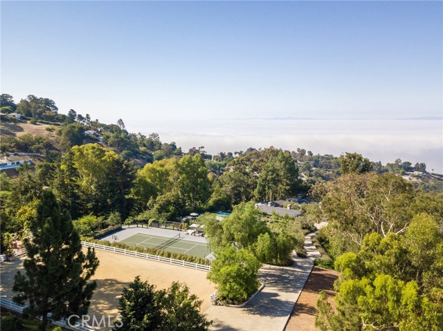 29 Crest Road, Rolling Hills, California 90274, 5 Bedrooms Bedrooms, ,4 BathroomsBathrooms,Residential,Sold,Crest,SB19035617