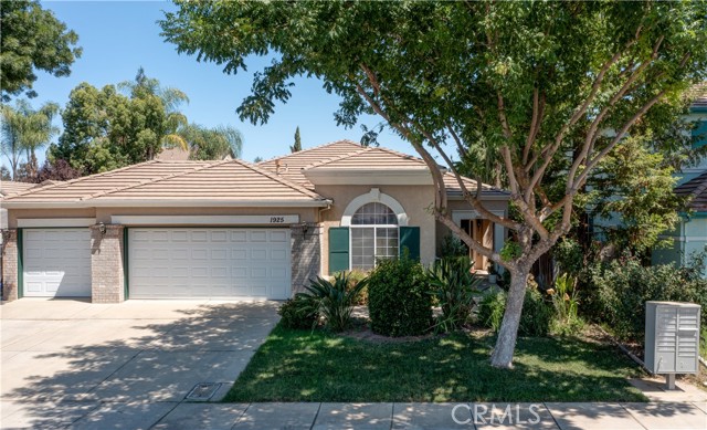 Detail Gallery Image 1 of 1 For 1925 Fall Brook Ct, Merced,  CA 95340 - 4 Beds | 2 Baths