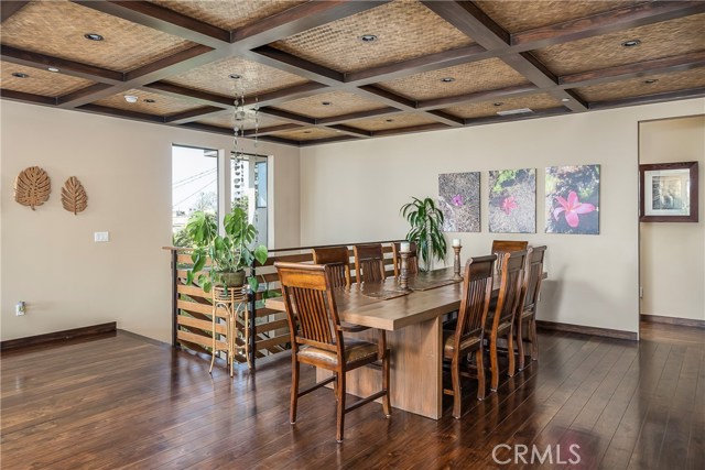 310 Hollowell Avenue, Hermosa Beach, California 90254, 4 Bedrooms Bedrooms, ,4 BathroomsBathrooms,Residential,Sold,Hollowell,SB20035338