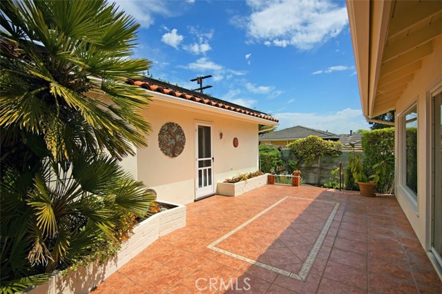 3625 Via La Selva, Palos Verdes Estates, California 90274, 3 Bedrooms Bedrooms, ,1 BathroomBathrooms,Residential,Sold,Via La Selva,PV21059991