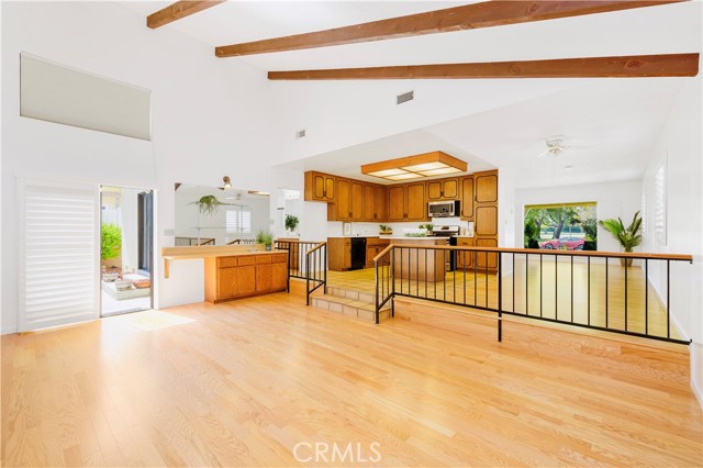 Perfect Entertaining Space for Family & Friends.