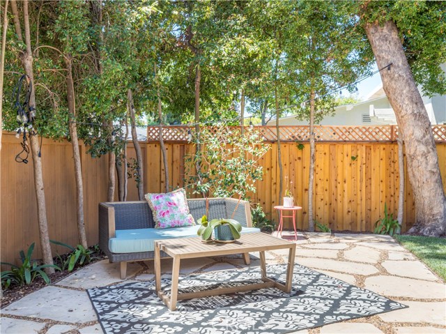 2713 Oak Avenue, Manhattan Beach, California 90266, 4 Bedrooms Bedrooms, ,2 BathroomsBathrooms,Residential,Sold,Oak,SB19125153