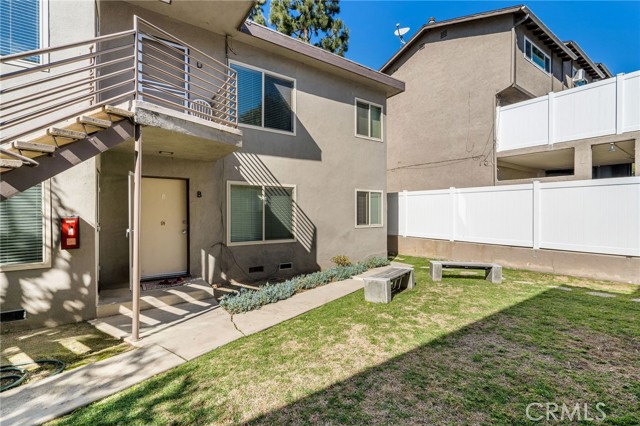 1141 11th Street, Manhattan Beach, California 90266, ,Residential Income,Sold,11th,SB21118352