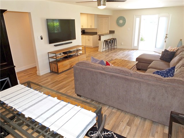 18316 Grevillea Avenue, Redondo Beach, California 90278, 3 Bedrooms Bedrooms, ,2 BathroomsBathrooms,Residential,Sold,Grevillea,PW20134406
