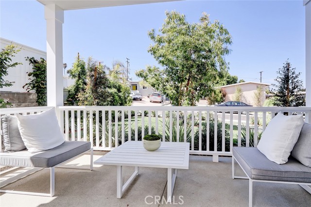 Outdoor front patio