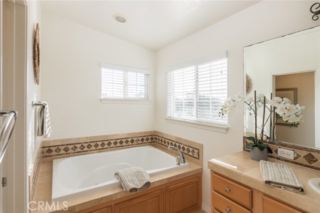 317 Garnet Street, Redondo Beach, California 90277, 4 Bedrooms Bedrooms, ,2 BathroomsBathrooms,Residential,Sold,Garnet,SB20020819