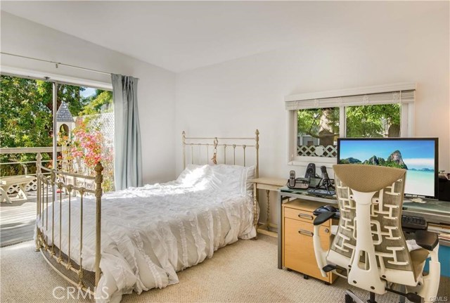 2833 Valley Drive, Manhattan Beach, California 90266, 2 Bedrooms Bedrooms, ,2 BathroomsBathrooms,Residential,Sold,Valley,SB20124280