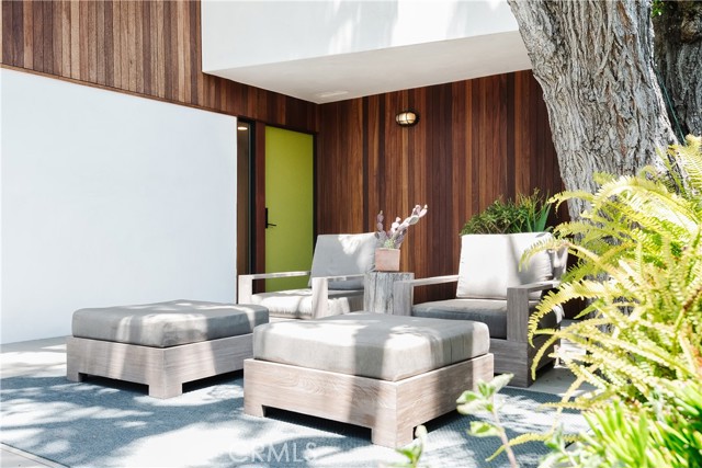 587 36th Street, Manhattan Beach, California 90266, 3 Bedrooms Bedrooms, ,2 BathroomsBathrooms,Residential,Sold,36th,SB21105044