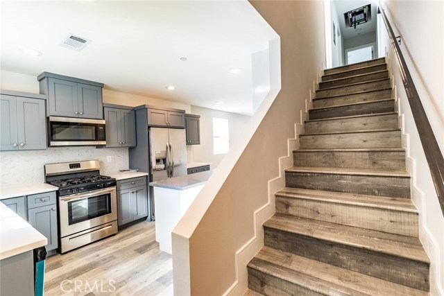  Income Home for Sale in Los Angeles, California