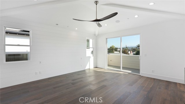 1020 Avenue A, Redondo Beach, California 90277, 6 Bedrooms Bedrooms, ,6 BathroomsBathrooms,Residential,Sold,Avenue A,PV20189738