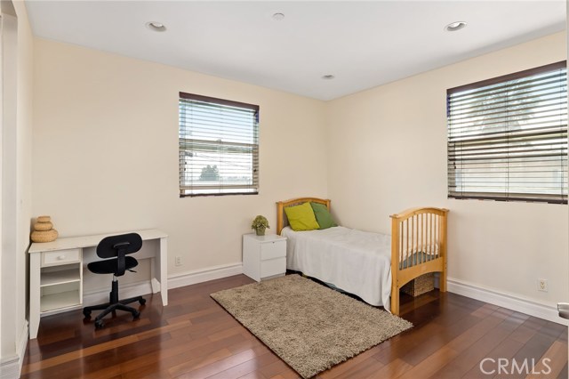 2617 Ripley Avenue, Redondo Beach, California 90278, 4 Bedrooms Bedrooms, ,4 BathroomsBathrooms,Residential,Sold,Ripley,SB20168034