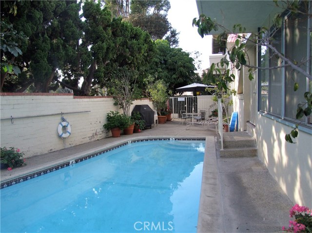 2571 Via Campesina, Palos Verdes Estates, California 90274, 2 Bedrooms Bedrooms, ,2 BathroomsBathrooms,Residential,Sold,Via Campesina,SB17263671