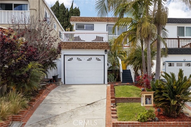 1717 Axenty Way, Redondo Beach, California 90278, 3 Bedrooms Bedrooms, ,1 BathroomBathrooms,Residential,Sold,Axenty,SB21088005