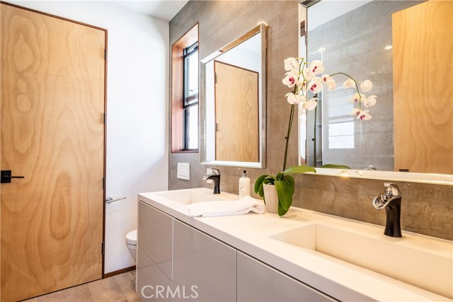 2101 Agnes Road, Manhattan Beach, California 90266, 4 Bedrooms Bedrooms, ,1 BathroomBathrooms,Residential,Sold,Agnes,SB18223005