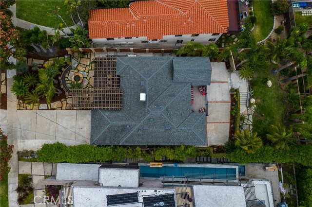 619 Gertruda Avenue, Redondo Beach, California 90277, 3 Bedrooms Bedrooms, ,Residential,Sold,Gertruda,PV20123167