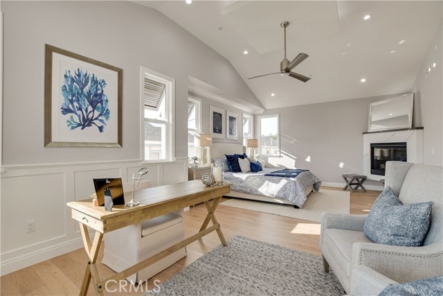 MASTER SEATING AREA / BEDROOM