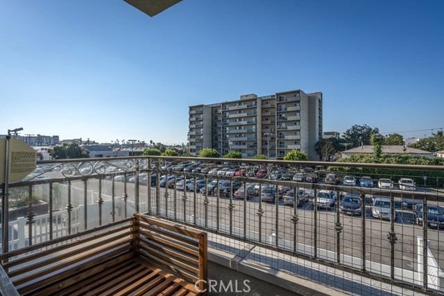 1 Bed Home for Sale in Santa Monica, California