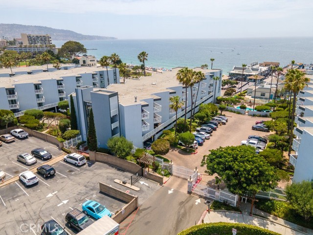 640 The Village, Redondo Beach, California 90277, 1 Bedroom Bedrooms, ,1 BathroomBathrooms,Residential,Sold,The Village,CV21150767