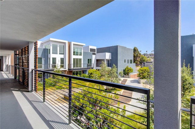 1920 Pacific Coast Highway, Redondo Beach, California 90277, 2 Bedrooms Bedrooms, ,2 BathroomsBathrooms,Residential,Sold,Pacific Coast Highway,OC20096225