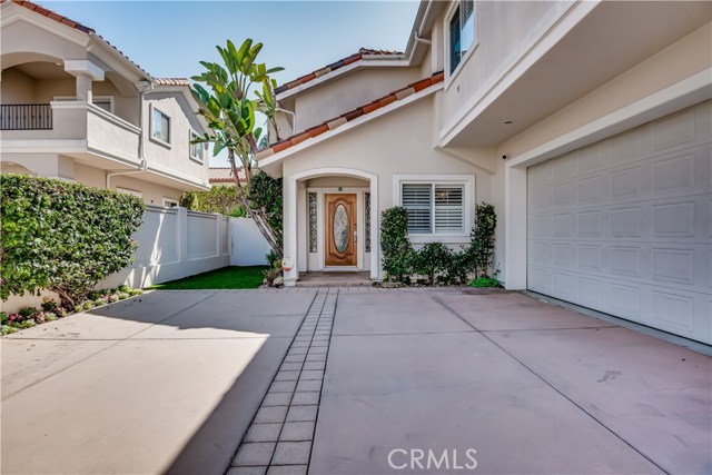 2106 Huntington Lane, Redondo Beach, California 90278, 4 Bedrooms Bedrooms, ,2 BathroomsBathrooms,Residential,Sold,Huntington,SB20210061