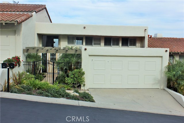7 Oaktree Lane, Rolling Hills Estates, California 90274, 3 Bedrooms Bedrooms, ,2 BathroomsBathrooms,Residential,Sold,Oaktree,PV17264610