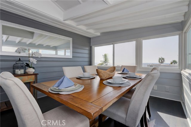 3905 Crest Drive, Manhattan Beach, California 90266, 3 Bedrooms Bedrooms, ,Residential,Sold,Crest,SB19240278