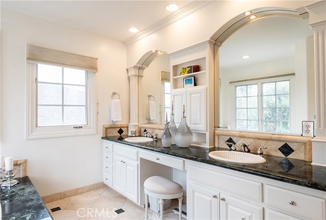 759 29th Street, Manhattan Beach, California 90266, 5 Bedrooms Bedrooms, ,3 BathroomsBathrooms,Residential,Sold,29th,SB19100741