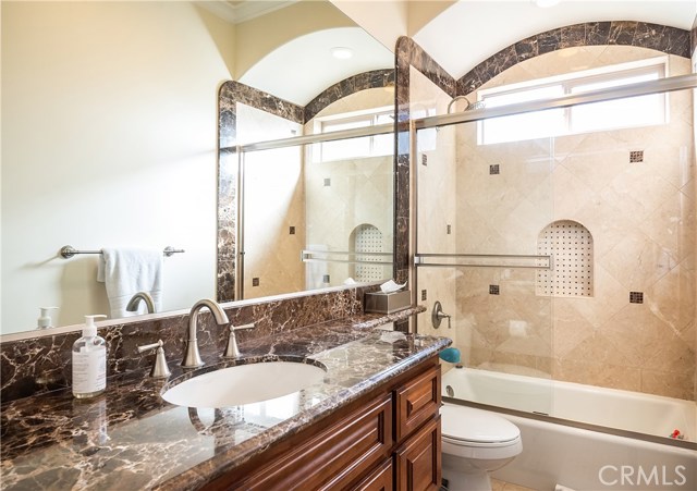 2005 Marshallfield Lane, Redondo Beach, California 90278, 4 Bedrooms Bedrooms, ,3 BathroomsBathrooms,Residential,Sold,Marshallfield,SB20008964