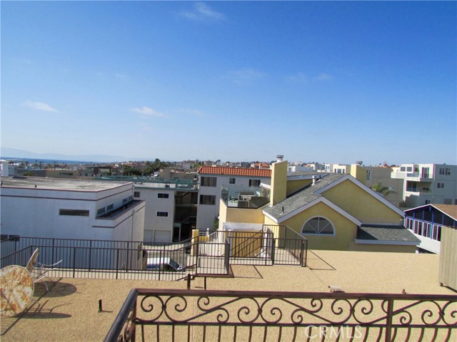 728 Sunset Drive, Hermosa Beach, California 90254, ,Residential Income,Sold,Sunset,SB18153868