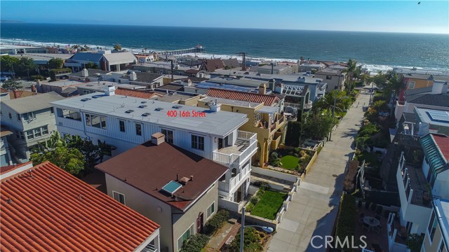 400 16th Street, Manhattan Beach, California 90266, 5 Bedrooms Bedrooms, ,4 BathroomsBathrooms,Residential,Sold,16th,SB19108613