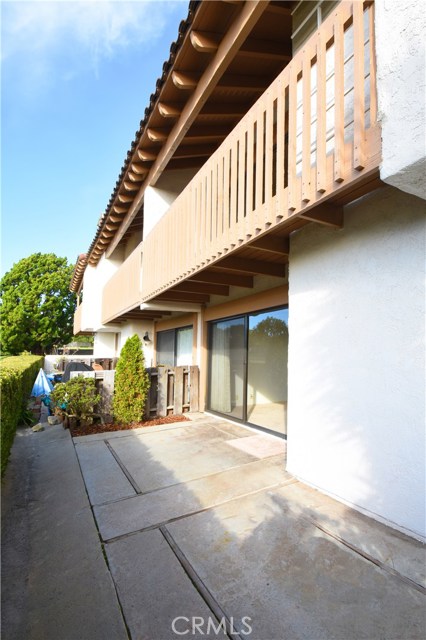 17 Seaview Drive, Rolling Hills Estates, California 90274, 3 Bedrooms Bedrooms, ,2 BathroomsBathrooms,Residential,Sold,Seaview,PV19273512