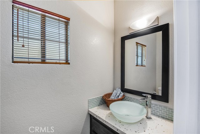 1918 Ruhland Avenue, Redondo Beach, California 90278, 3 Bedrooms Bedrooms, ,3 BathroomsBathrooms,Residential,Sold,Ruhland,SB21056807