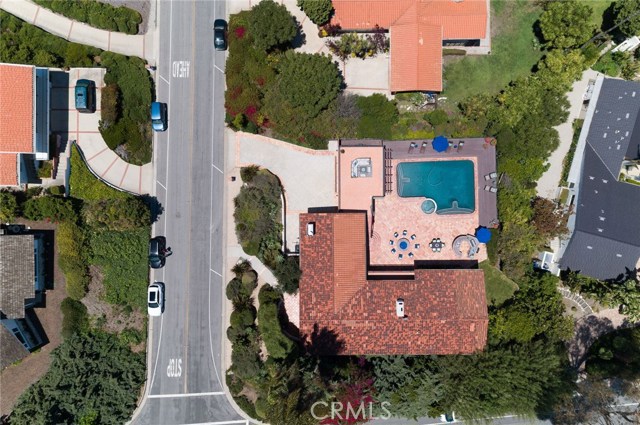 976 Via Del Monte, Palos Verdes Estates, California 90274, 5 Bedrooms Bedrooms, ,2 BathroomsBathrooms,Residential,Sold,Via Del Monte,SB19127417