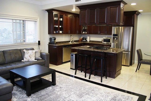 Photo of 1043 S Kenmore Avenue #505, Los Angeles, CA 90006