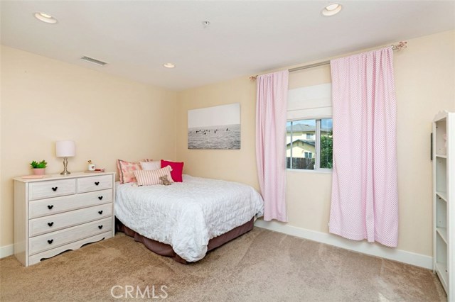 825 Anita Street, Redondo Beach, California 90278, 4 Bedrooms Bedrooms, ,3 BathroomsBathrooms,Residential,Sold,Anita,SB19217059