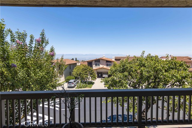 17 Hilltop Circle, Rancho Palos Verdes, California 90275, 2 Bedrooms Bedrooms, ,2 BathroomsBathrooms,Residential,Sold,Hilltop,SB19196809