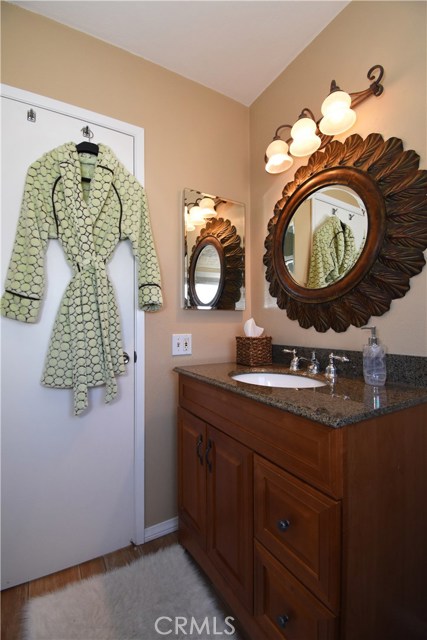 casita - bathroom with shower