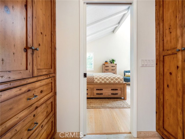 231 Irena Avenue, Redondo Beach, California 90277, 3 Bedrooms Bedrooms, ,1 BathroomBathrooms,Residential,Sold,Irena,SB20087245