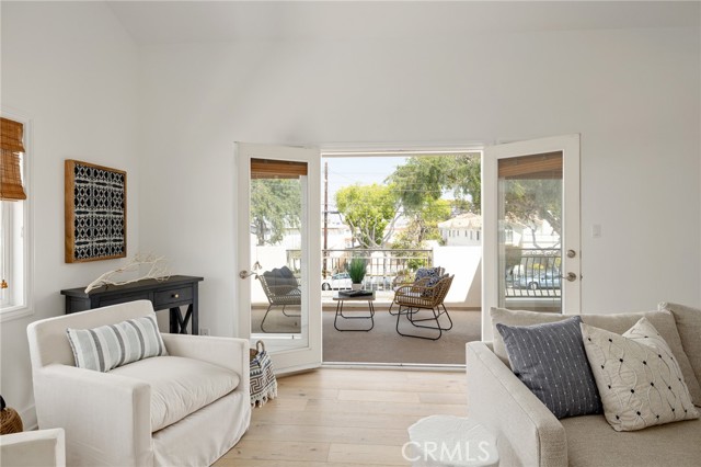 2518 Grant Avenue, Redondo Beach, California 90278, 3 Bedrooms Bedrooms, ,2 BathroomsBathrooms,Residential,Sold,Grant,SB21052990