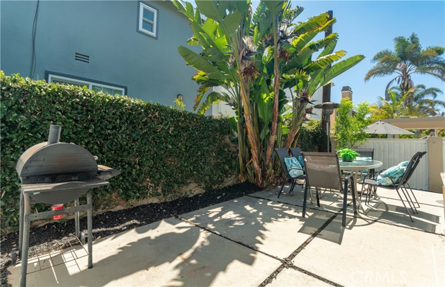 2409 Blossom Lane, Redondo Beach, California 90278, 3 Bedrooms Bedrooms, ,1 BathroomBathrooms,Residential,Sold,Blossom,SB21122284