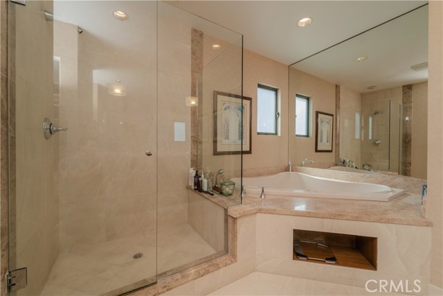 113 19th Street, Manhattan Beach, California 90266, 3 Bedrooms Bedrooms, ,2 BathroomsBathrooms,Residential,Sold,19th,SB20062018