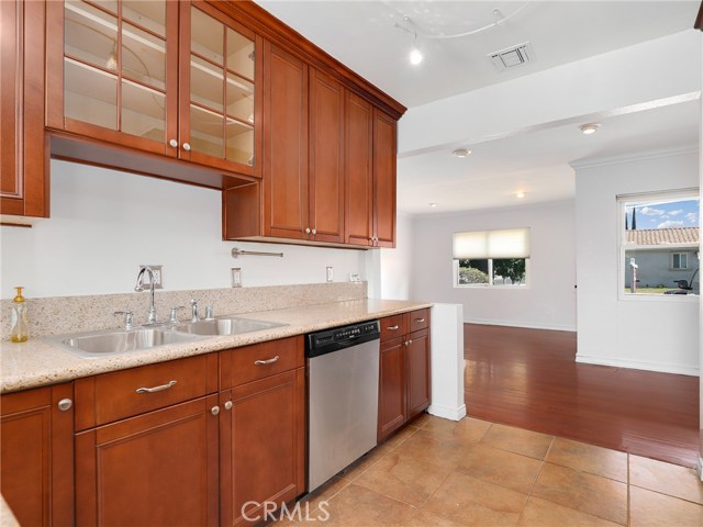 3 Bed Home for Sale in Encino, California